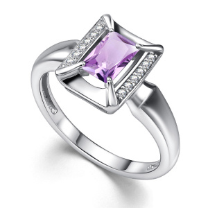 01-4358-00АМ-00-17 Аметист Октагон,Фианит Кольцо (Ag 925)