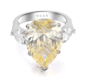 SR-B02478C1 Кольцо (Ag 925)